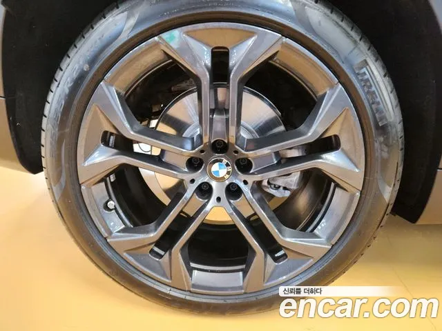 BMW X5 — Фото автомобиля 2
