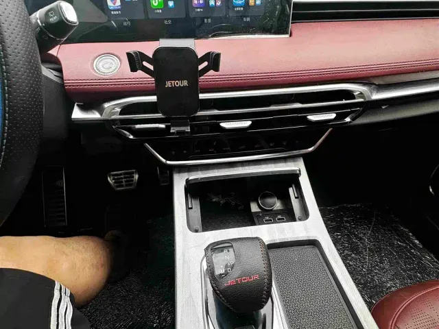 Jetour X70 Plus — Фото автомобиля 12