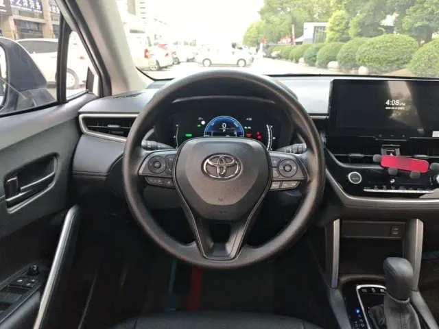 Toyota Corolla Cross 2024 2.0L Smart Hybrid Dual Engine Pioneer Edition — Фото автомобиля 10