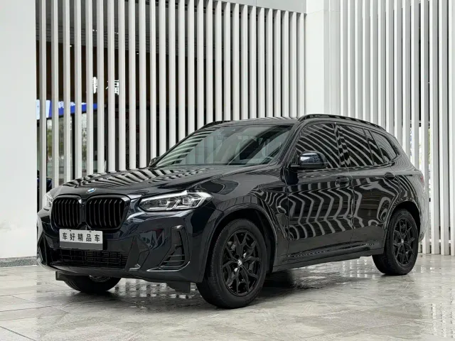 Фотография автомобиля — BMW X3