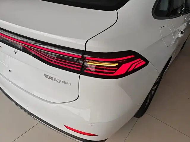 Geely Galaxy A7 — Фото автомобиля 7