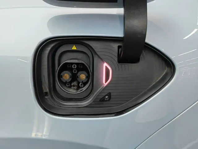 Nio ET5 Touring — Фото автомобиля 6