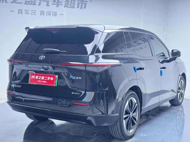 Toyota BoZhi 3X — Фото автомобиля 5