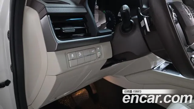 KGM Rexton New — Фото автомобиля 30