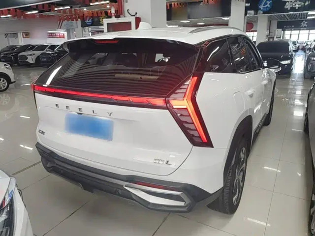 Geely Boyue L — Фото автомобиля 6