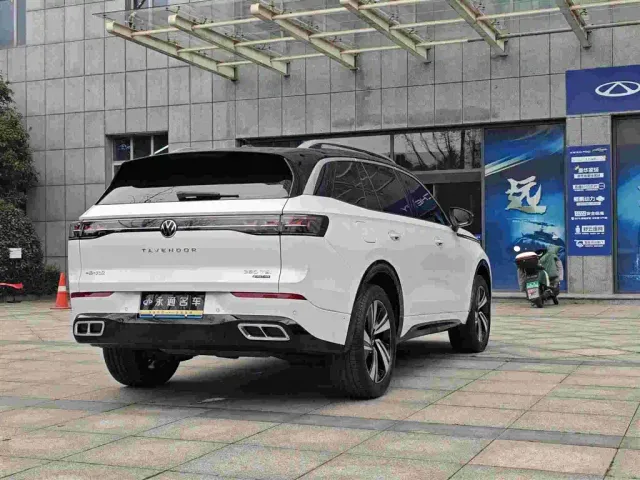 Volkswagen Talagon — Фото автомобиля 7