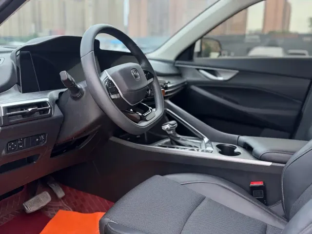 Changan CS35 Plus — Фото автомобиля 4