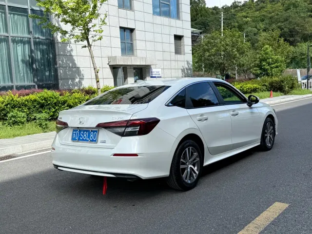 Honda Civic — Фото автомобиля 6
