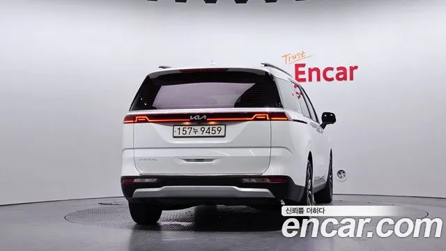 Kia Canival Carnival 4 поколение Дизель 9 мест Prestige — Фото автомобиля 3