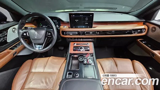 Lincoln Aviator Aviator 2 поколение 3.0 Reserve Jet Package AWD — Фото автомобиля 7