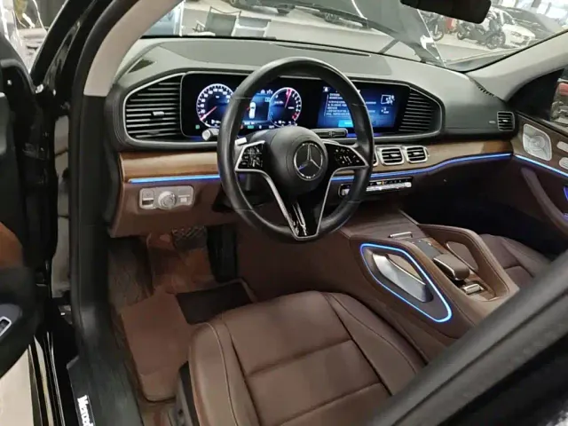 Mercedes-Benz GLE-Class — Фото автомобиля 9