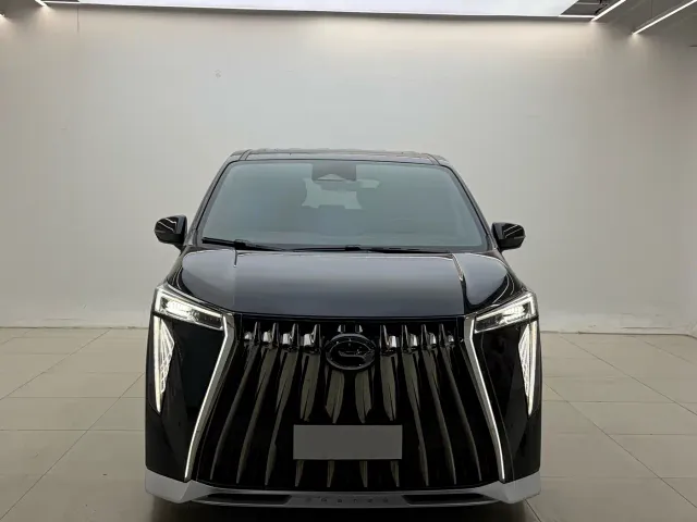 GAC Trumpchi M8 — Фото автомобиля 2