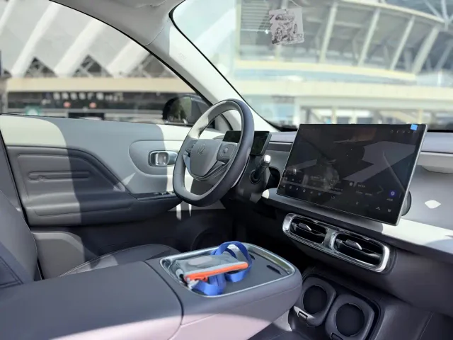 Leapmotor B10 — Фото автомобиля 13