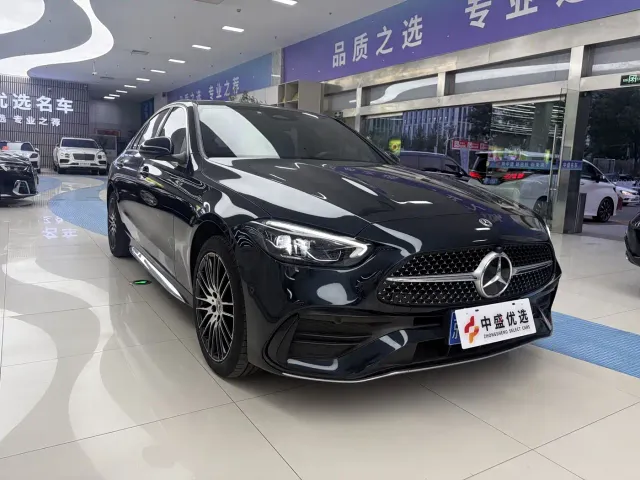Mercedes-Benz C-Class — Фото автомобиля 2