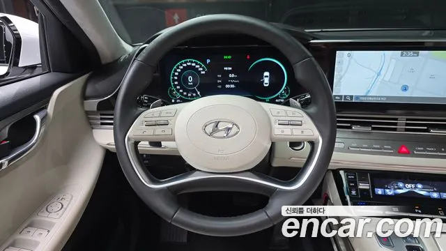 Hyundai Grandeur New — Фото автомобиля 19