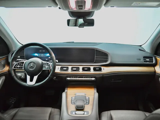 Mercedes-Benz GLE-Class — Фото автомобиля 9