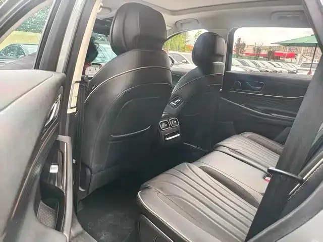 Chery Tiggo 9 2023 2.0T DCT 2WD Luxury 5-Seater — Фото автомобиля 15