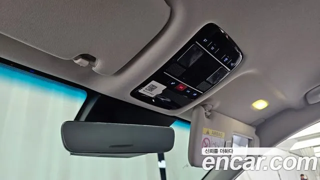 Hyundai Grandeur Grandeur (GN7) 3.5 LPG 2WD (Такси) — Фото автомобиля 17