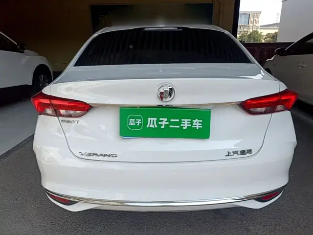 Buick Verano — Фото автомобиля 5