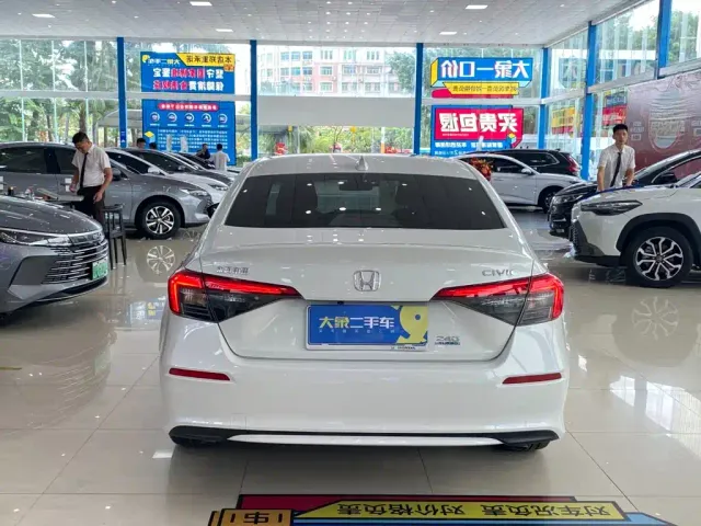 Honda Civic — Фото автомобиля 12