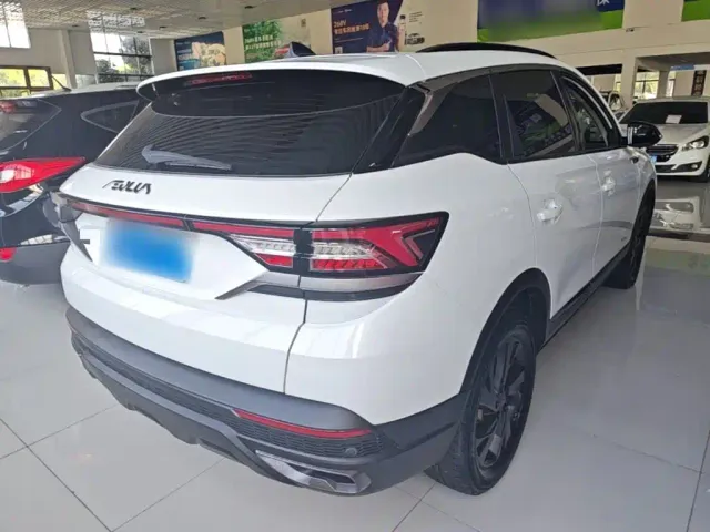 Dongfeng Fengshen AX7 — Фото автомобиля 6