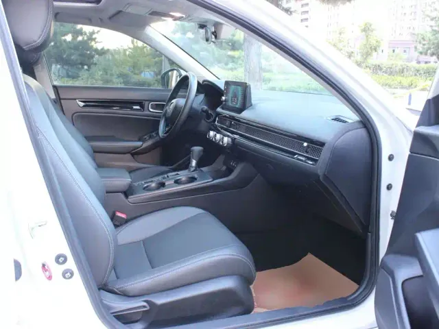 Honda Civic — Фото автомобиля 23
