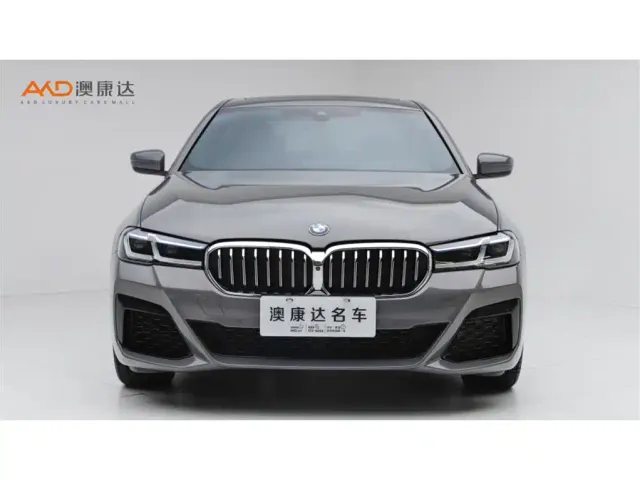 BMW 5 Series — Фото автомобиля 2