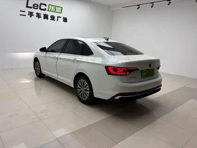 Volkswagen Sagitar — Фото автомобиля 15