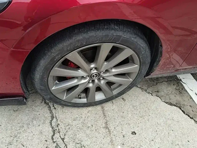Mazda Axela — Фото автомобиля 22