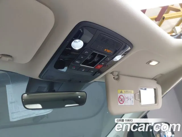 Kia Carnival Generation 4 — Фото автомобиля 22