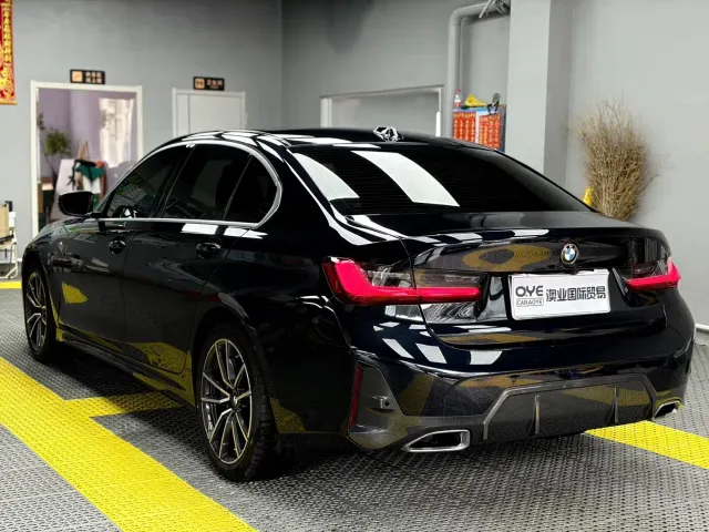 BMW 3 Series — Фото автомобиля 4