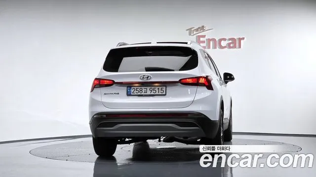 Hyundai Santa Fe — Фото автомобиля 4
