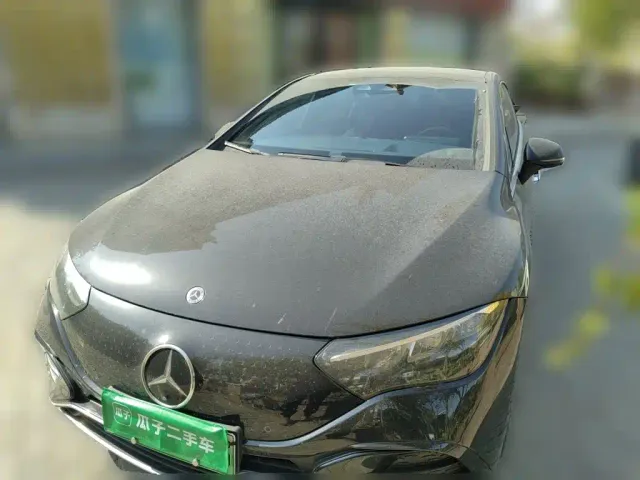 Фотография автомобиля — Mercedes-Benz EQE