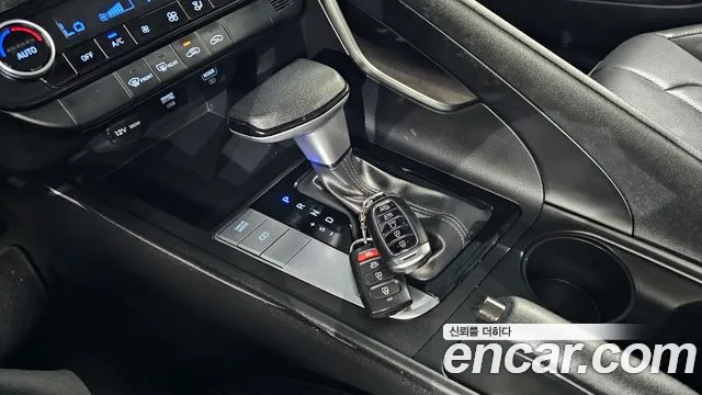 Hyundai AVANTE Avante (CN7) — Фото автомобиля 9