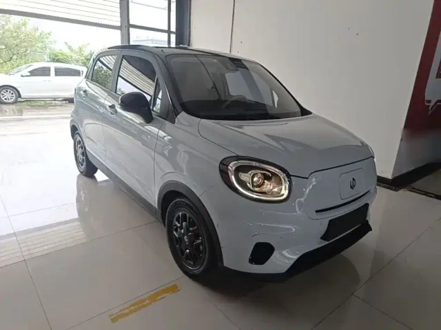 Leapmotor T03 — Фото автомобиля 3