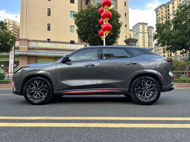 Changan Z6 — Фото автомобиля 8