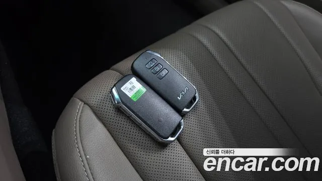 Kia K8 Hybrid — Фото автомобиля 23