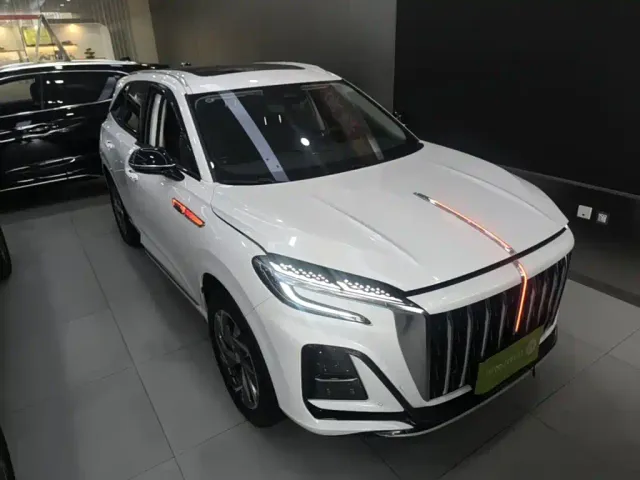 Hongqi HS3 PHEV — Фото автомобиля 3