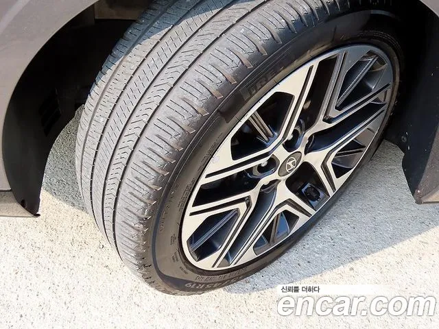 Hyundai Grandeur GN7 — Фото автомобиля 19