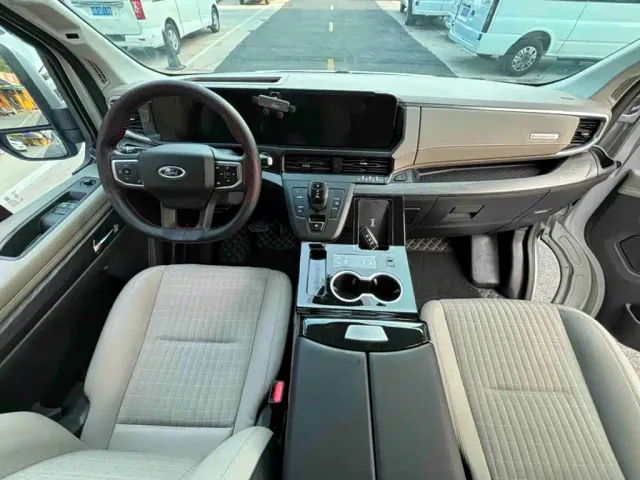 Ford Transit T8 — Фото автомобиля 15