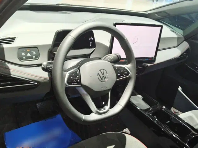 Volkswagen ID.3 — Фото автомобиля 10