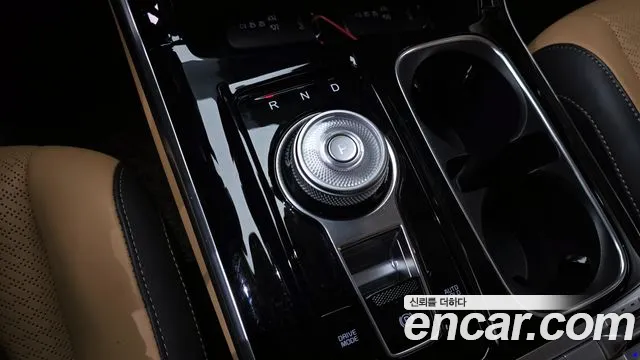 Kia Canival Carnival 4 поколение Бензин 9 мест Signature — Фото автомобиля 9