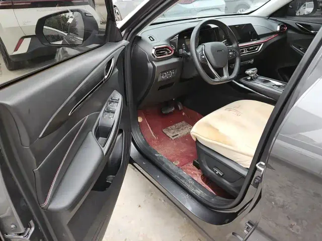 Changan Oushang X5 — Фото автомобиля 9
