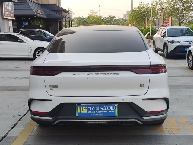 BYD Han — Фото автомобиля 3