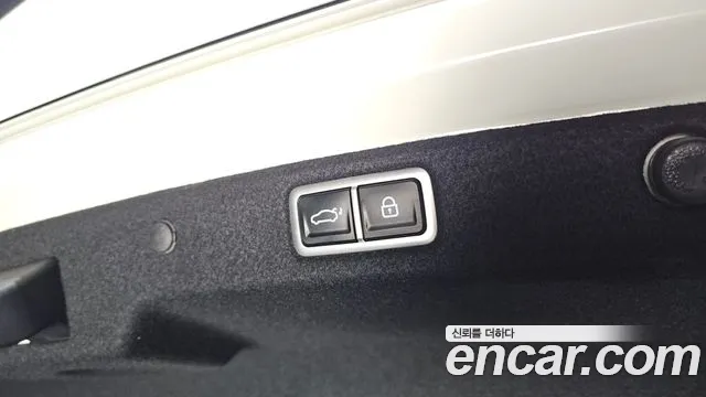 Hyundai Grandeur GN7 — Фото автомобиля 25