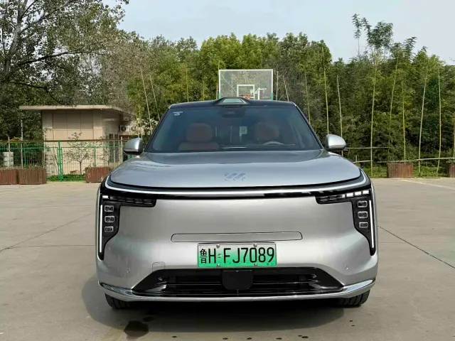 IM Motors LS8 — Фото автомобиля 2