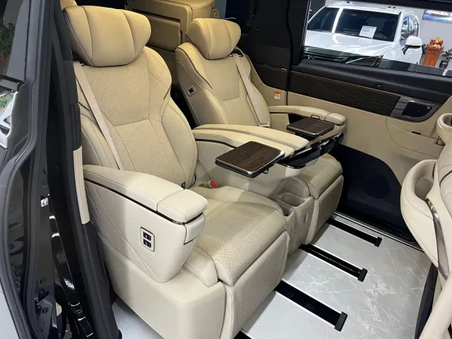 Toyota Alphard — Фото автомобиля 15