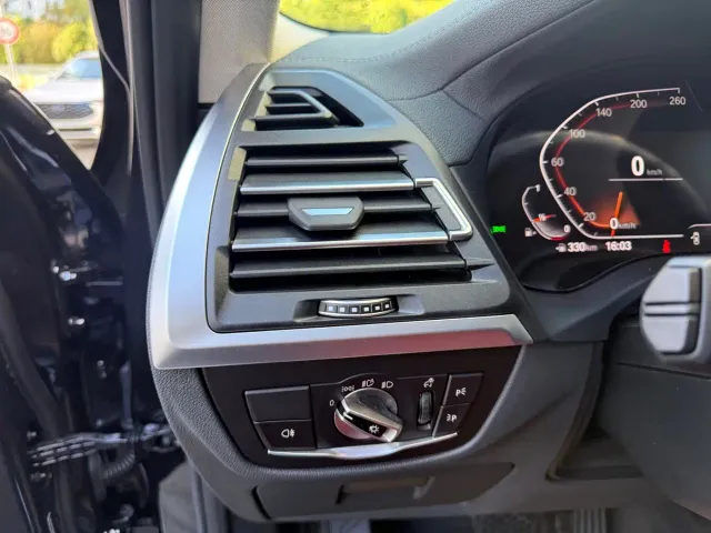 BMW X3 — Фото автомобиля 22