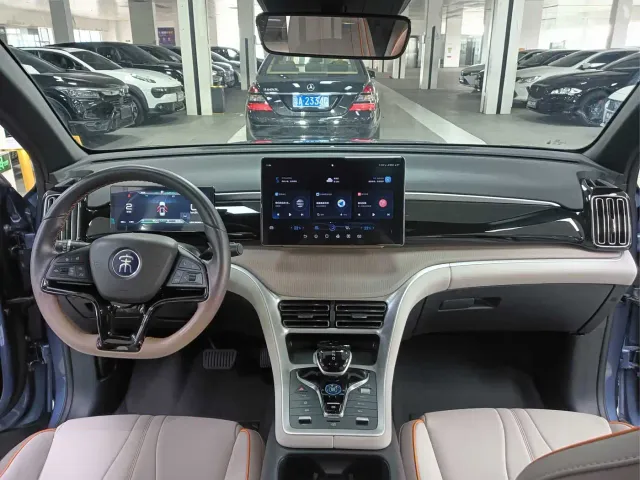 BYD Song Pro — Фото автомобиля 7