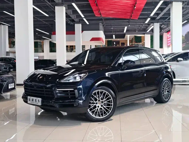 Фотография автомобиля — Porsche Cayenne